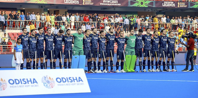 En este momento estás viendo Hockey césped masculino: LOS LEONES GOLEARON A CHILE Y JUGARÁN CON GALES EN EL MUNDIAL