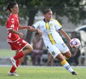 Lee más sobre el artículo Fútbol femenino: COMENZÓ EL NUEVO CAMPEONATO YPF DE PRIMERA DIVISIÓN