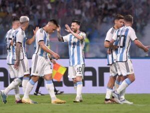 Lee más sobre el artículo Fútbol masculino: SIGUIÓ LA FIESTA Y LA SELECCIÓN ARGENTINA GOLEÓ A CURAZAO EN SANTIAGO DEL ESTERO