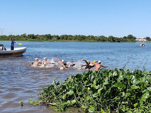 En este momento estás viendo Natación: SE REALIZÓ EL SELECTIVO DE AGUAS ABIERTAS EN SANTO TOMÉ