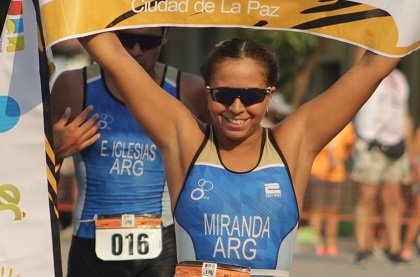 En este momento estás viendo Triatlón: MOIRA MIRANDA GANÓ LA FINAL DEL CAMPEONATO ARGENTINO EN ALMAFUERTE