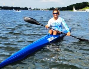 Lee más sobre el artículo Canotaje: VELOCIDAD | MAGDALENA GARRO GANÓ LA MEDALLA DE PLATA EN POLONIA