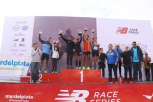 Lee más sobre el artículo Atletismo: MIGUEL MAZA Y ANAHÍ CASTAÑO LOS GANADORES DE LA 32º MARATON DE MAR DEL PLATA
