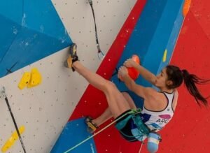 Lee más sobre el artículo Escalada Deportiva: PRESENTACIÓN DEL EQUIPO ARGENTINO EN LA COPA DEL MUNDO IFSC EN BRESANONA E INNSBRUCK
