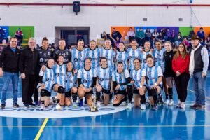 Lee más sobre el artículo Handball femenino: DOBLE TRIUNFO DE LA GARRA FRENTE A CHILE EN AMISTOSOS