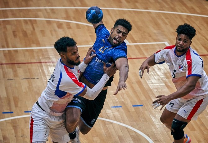 En este momento estás viendo Handball masculino: LOS GLADIADORES SUPERARON A CUBA EN LA PREVIA DEL CUATRO NACIONES DE BUENOS AIRES