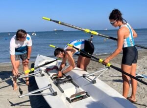 Lee más sobre el artículo Suramericanos de Playa: REMO | EL MIXTO DE REMO BEACH SPRINT LLEGÓ HASTA LOS CUARTOS DE FINAL