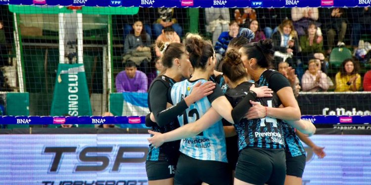 En este momento estás viendo Voley femenino: LISTA CONFIRMADA DE LAS PANTERAS PARA LA COPA PANAMERICANA