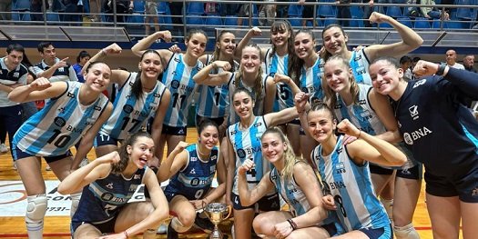 En este momento estás viendo Voley femenino: LAS PANTERITAS SUPERARON A PERÚ EN LOS AMISTOSOS DE PREPARACIÓN AL MUNDIAL U19