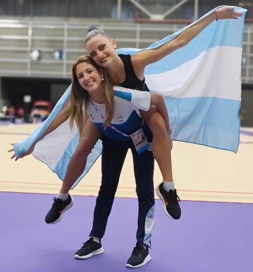 En este momento estás viendo Gimnasia Rítmica: DEBUT MUNDIAL PARA CELESTE D’ARCANGELO