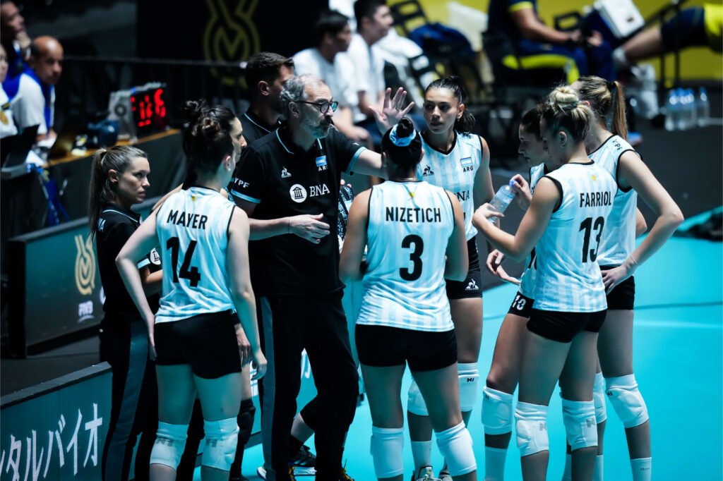Vóley femenino: LAS PANTERAS ESTÁN JUGANDO EL PREOLÍMPICO EN TOKIO