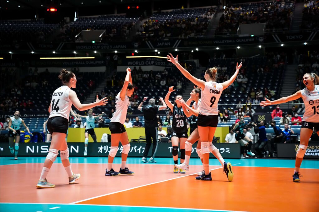 Vóley femenino: LAS PANTERAS VENCIERON EN TIE BREAK A BULGARIA EN EL PREOLÍMPICO