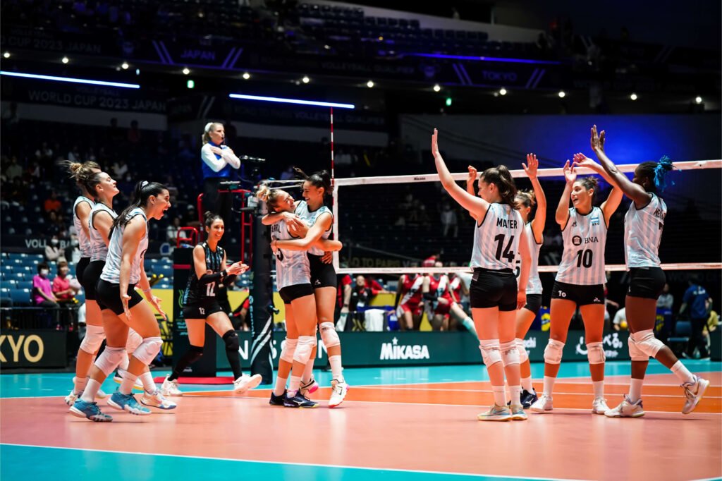 Vóley femenino: LAS PANTERAS CERRARON SU PARTICIPACIÓN EN EL PREOLÍMPICO CON UNA VICTORIA 3-2 SOBRE PERÚ