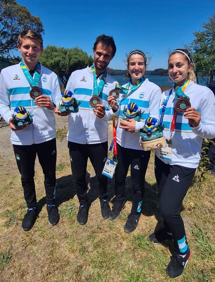 En este momento estás viendo JJPP Santiago 2023: REMO | ARGENTINA LOGRO SUS PRIMEROS DOS BRONCES