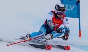 Lee más sobre el artículo Esquí: ALPINO | TOMÁS BIRKNER ES CAMPEÓN SUDAMERICANO