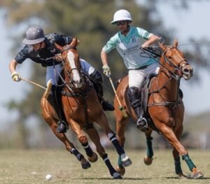 Lee más sobre el artículo Polo masculino: LA DOLFINA SAUDÍ Y LA HACHE POLO TEAM ESTARÁN EN LA FINAL DEL 130° ABIERTO DE HURLINGHAM