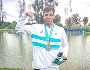 Lee más sobre el artículo JJPP Santiago 2023: AGUAS ABIERTAS | IVO CASSINI SE COLGÓ LA MEDALLA DE PLATA