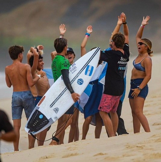 En este momento estás viendo Surf: DESTACADA PARTICIPACIÓN ARGENTINA EN EL MUNDIAL JUNIOR