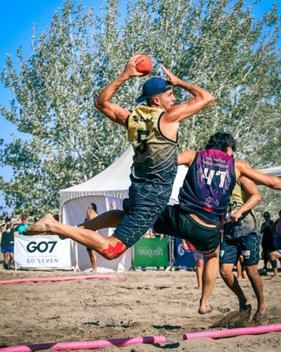 En este momento estás viendo Beach Handball masculino: SOL DE MAYO DE RÍO NEGRO GANÓ LA COPA ARGENTINA