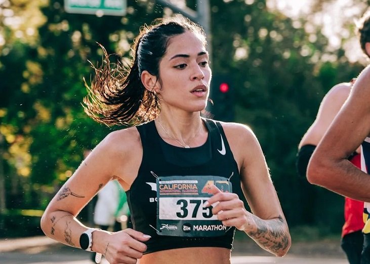 En este momento estás viendo Atletismo: CAROLINA MELLAO, LA CAMPEONA NACIONAL DE MARATÓN Y SUS SUEÑOS