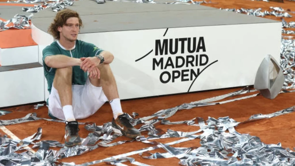 Tenis: RUBLEV SE CORONÓ EN MADRID