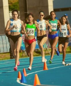 Lee más sobre el artículo Atletismo: LARREGINA, LOZANO Y CIAMPITTI, LOS DESTACADOS EN CUIABÁ