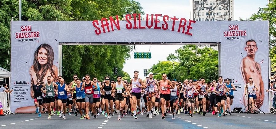 En este momento estás viendo Atletismo: ALAN NIESTROJ Y AGUSTINA CHRETIEN, LOS GANADORES DE LA CARRERA SAN SILVESTRE BUENOS AIRES 2023