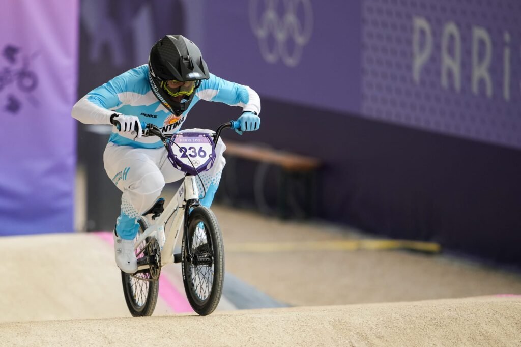 JJOO París 2024: CICLISMO BMX RACING | GONZALO MOLINA CERRÓ SU PARTICIPACIÓN EN LOS JUEGOS