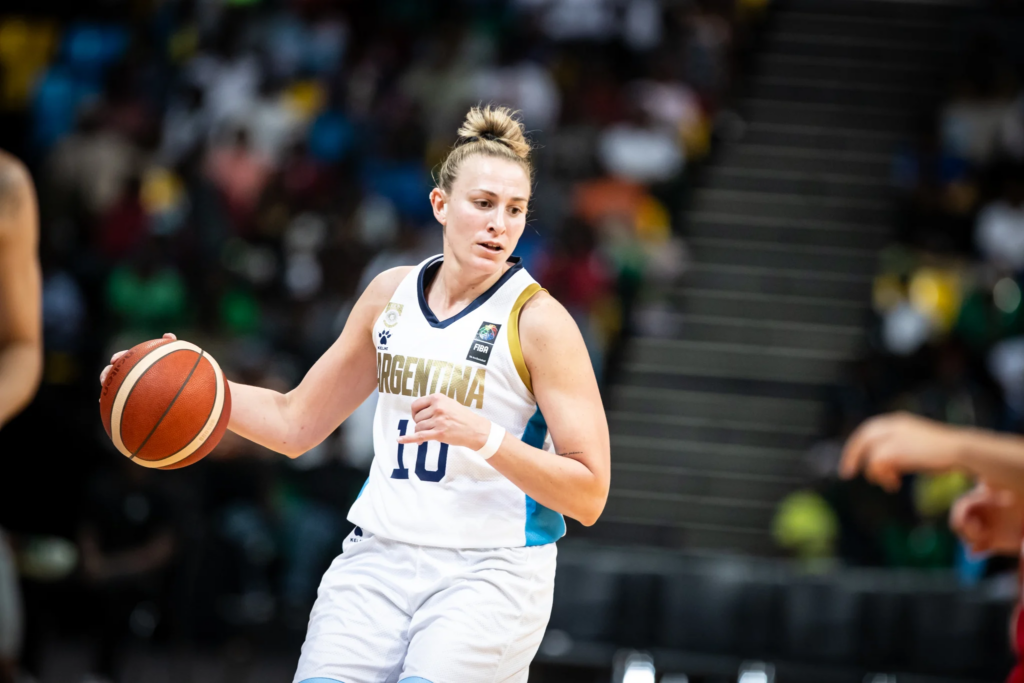 Básquet femenino: LA SELECCIÓN ARGENTINA CERRÓ SU PARTICIPACIÓN EN EL GRUPO D CON UNA VICTORIA