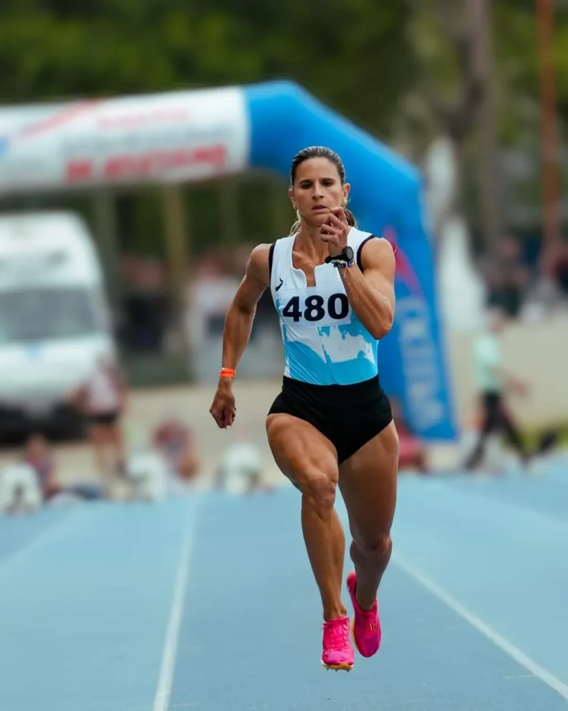 Atletismo: FLORENCIA LAMBOGLIA Y UNA DESTACADA ACTUACIÓN EN PISTAS NACIONALES