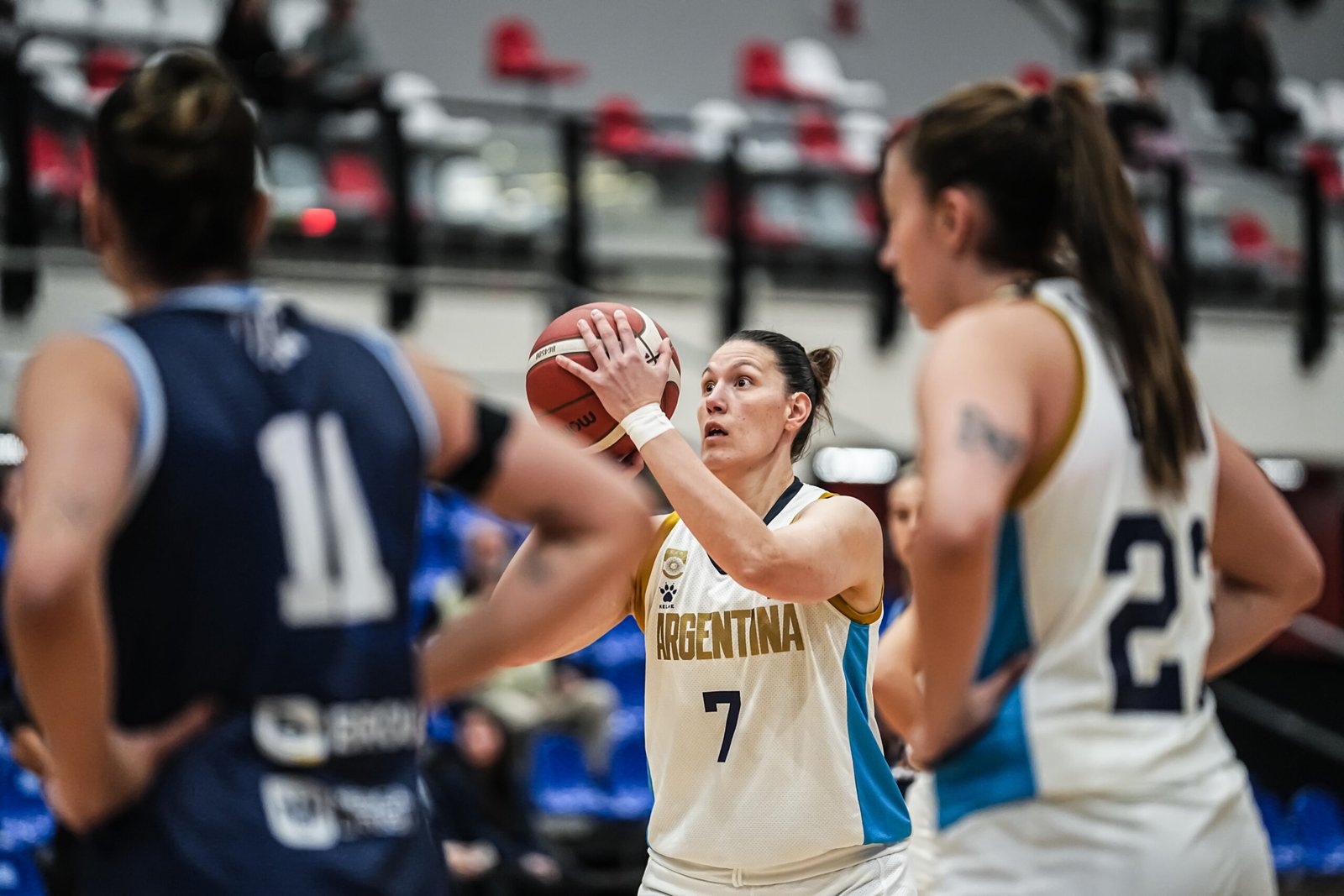 En este momento estás viendo Básquet femenino: CAMPEONATO SUDAMERICANO | LA SELECCIÓN ARGENTINA LE GANÓ A URUGUAY
