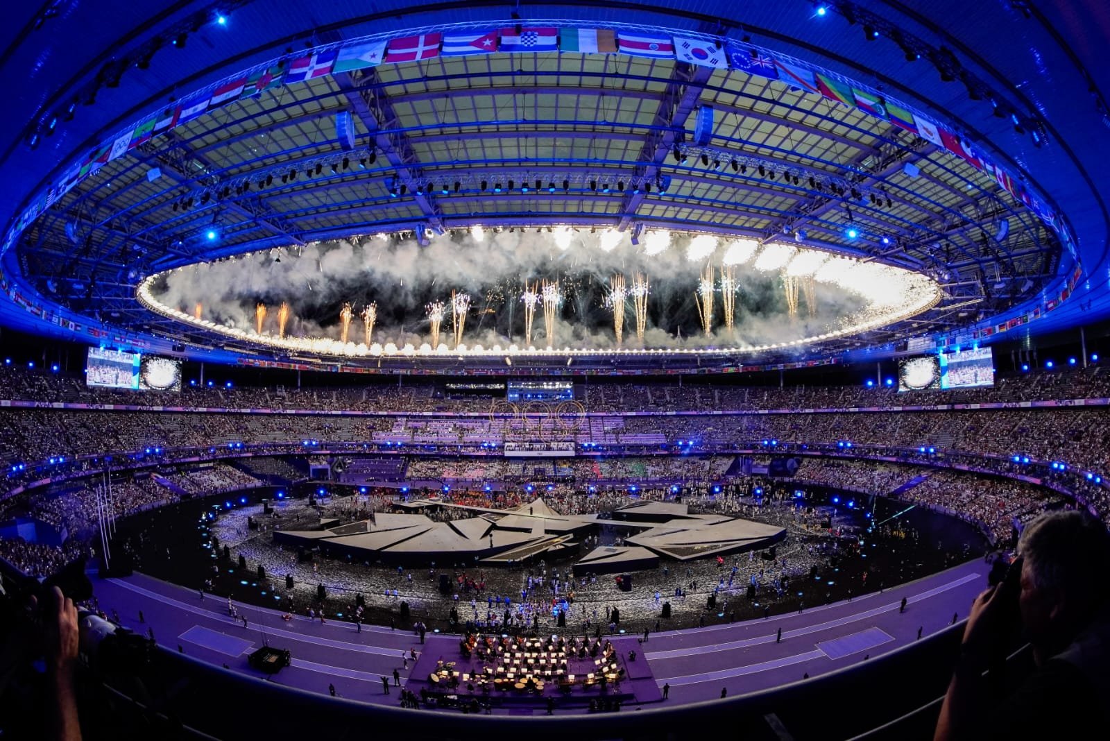 En este momento estás viendo JJOO París 2024: CEREMONIA CLAUSURA | FINALIZARON LOS JUEGOS OLÍMPICOS PARÍS 2024
