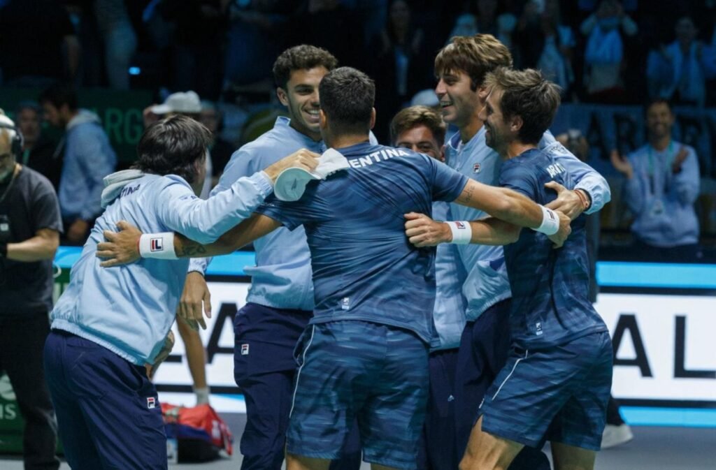 Tenis masculino: COPA DAVIS 2024 | ARGENTINA SELLÓ SU CLASIFICACIÓN A LOS CUARTOS DE FINAL EN MANCHESTER