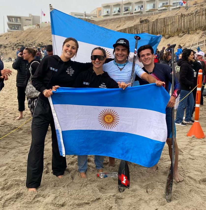 En este momento estás viendo Surf: MEDALLAS DE PLATA PARA SANTINO BASALDELLA Y JULIETTE DUHAIME EN SUP RACE EN EL PANAMERICANO DE LIMA