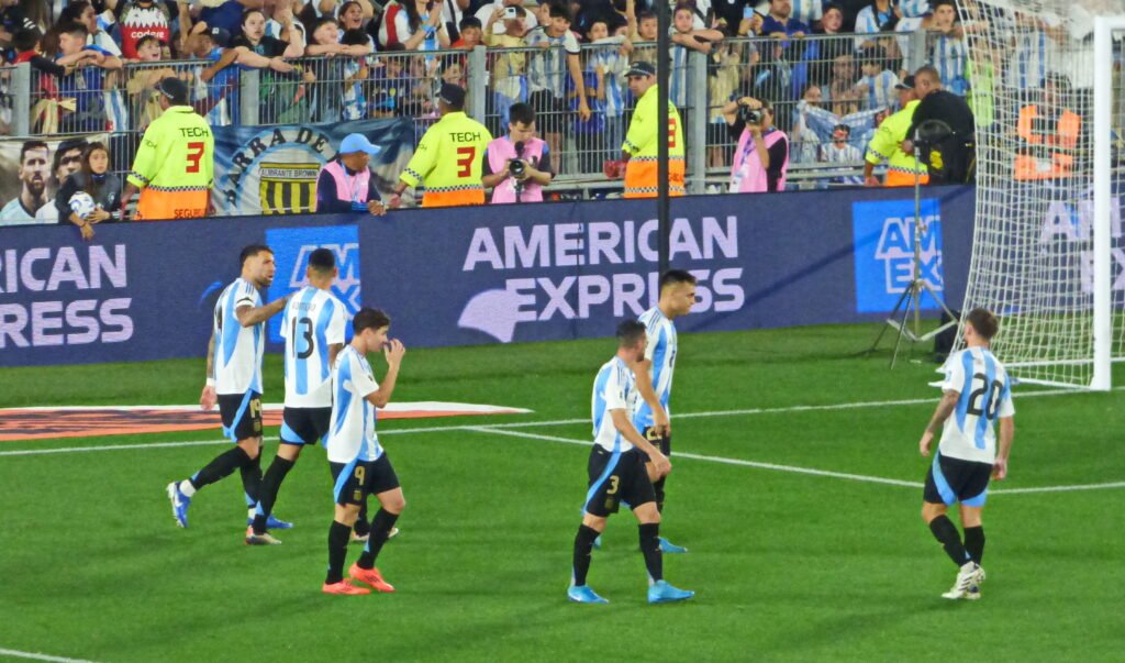 Fútbol masculino: ELIMINATORIAS SUDAMERICANAS | RESUMEN DE LAS FECHAS 9 Y 10