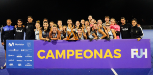 Lee más sobre el artículo Hockey césped femenino: LAS LEONCITAS SE QUEDARON CON LA COPA RÍO DE LA PLATA