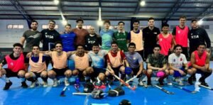 Lee más sobre el artículo Hockey Pista: EL PRESELECCIONADO DE HOCKEY PISTA CONCENTRA EN USHUAIA DE CARA AL MUNDIAL INDOOR 2025