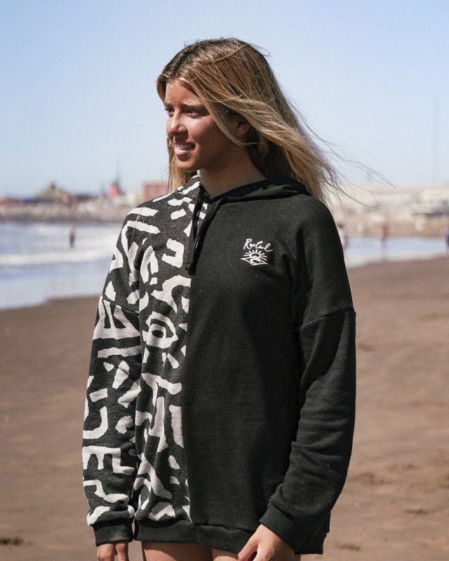 En este momento estás viendo Surf: THIAGO PASSERI Y VICTORIA MUÑOZ LARRETA GANARON EN EUROPA