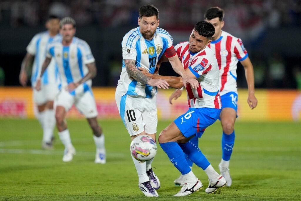 Fútbol masculino: ELIMINATORIAS SUDAMERICANAS | ARGENTINA NO PUDO CONTRA PARAGUAY Y CAYÓ EN ASUNCIÓN