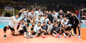 Lee más sobre el artículo Voley masculino: LA SELECCIÓN ARGENTINA U21 FINALIZÓ TERCERO EN EL SUDAMERICANO U21 Y CLASIFICÓ AL MUNDIAL 2025