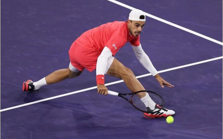 En este momento estás viendo Tenis masculino:  A FRANCISCO LE SIENTA BIEN EL TERRENO DE INDIAN WELLS