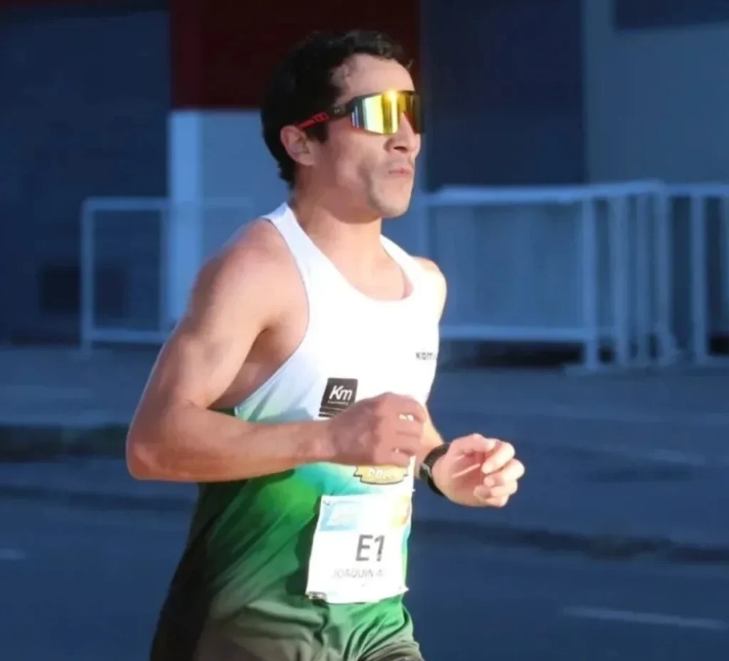Atletismo: JOAQUÍN ARBE Y MERCEDES PIREDDA GANARON MEDIO MARATÓN "ACSIS GOLDEN RUN"