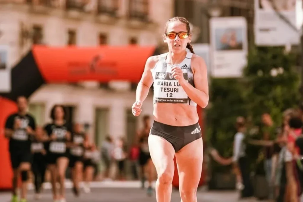 Atletismo: MARÍA LUZ TESURI GANÓ EN PORTUGAL Y DESTACADA ACTUACIÓN DE BÁRZOLA EN ESPAÑA