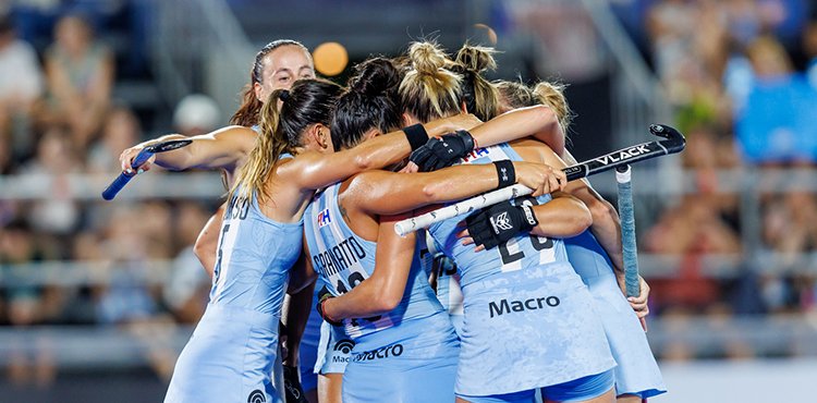 En este momento estás viendo Hockey césped femenino: FIH PRO LEAGUE | LAS LEONAS TUVIERON DOS TRIUNFOS Y PUNTO BONUS EN LA SERIE JUGADA EN SANTIAGO DEL ESTERO