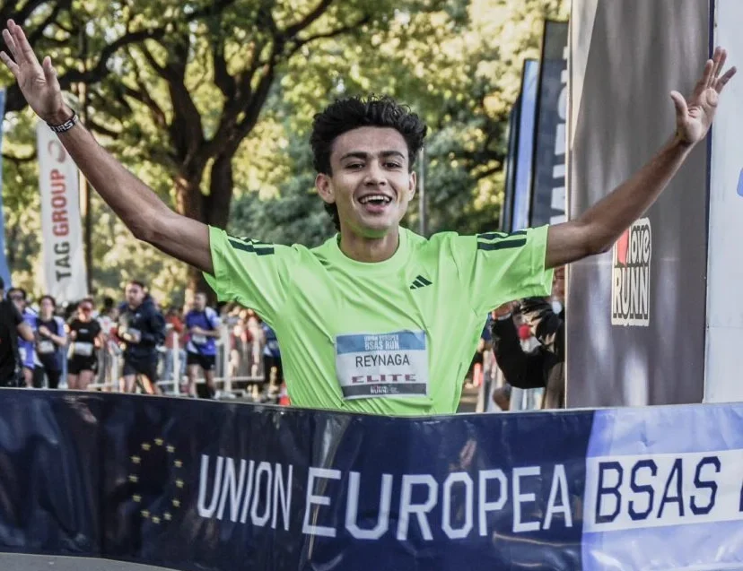 En este momento estás viendo Atletismo: MATÍAS REYNAGA Y MARIANA BORELLI GANARON LOS 15 KM DE LA PRUEBA LA CARRERA UNIÓN EUROPEA/BUENOS AIRES