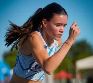 Lee más sobre el artículo Atletismo: POLIDEPORTIVO DE GARIN SE CONSAGRÓ CAMPEÓN DE LA COPA NACIONAL U20 EN ROSARIO