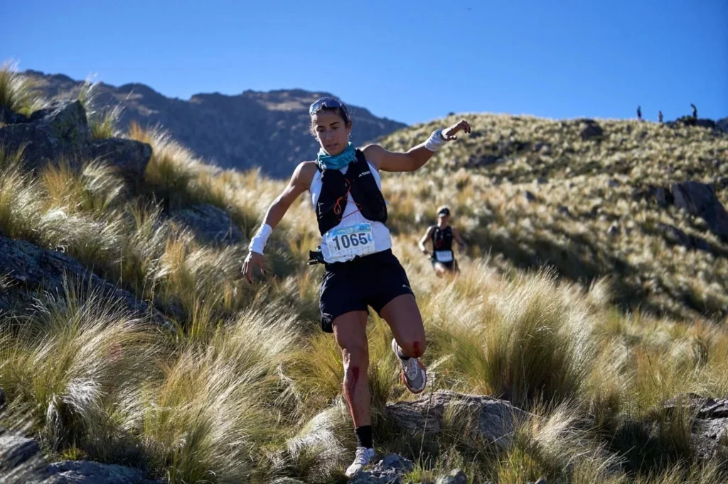 Atletismo: PAULA GALÍNDEZ Y ADRIÁN GASPAR GANARON EL NACIONAL SHORT TRAIL EN SAN JAVIER