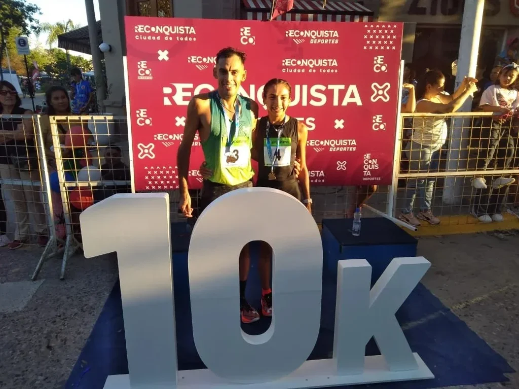 Atletismo: ALAN NIESTROJ Y NÉLIDA PEÑAFLOR GANARON LOS 10 KM DE RECONQUISTA