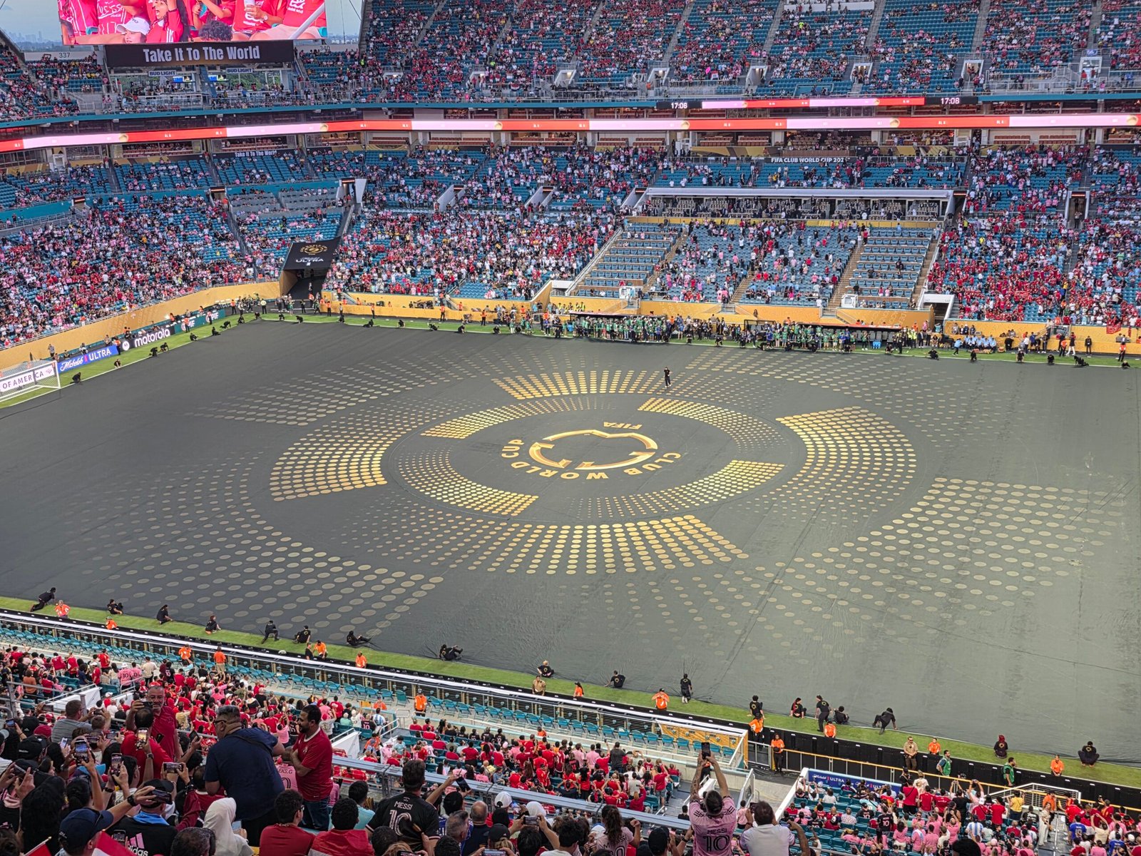 En este momento estás viendo Fútbol masculino: COMENZÓ LA COPA MUNDIAL DE CLUBES FIFA 2025 CON EL EMPATE ENTRE INTER MIAMI Y AL AHLY
