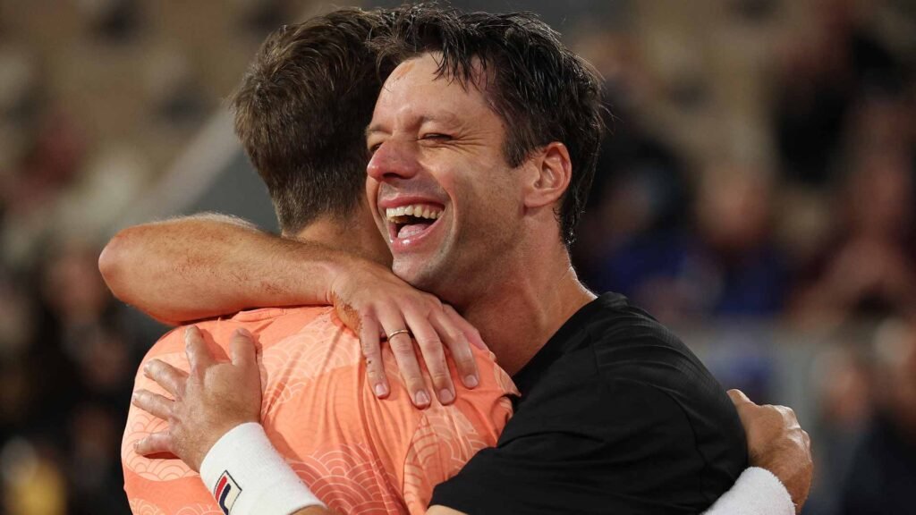 Tenis masculino: HORACIO ZEBALLOS JUNTO A MARCEL GRANOLLERS SE ADJUDICARON ROLAND GARROS POR PRIMERA VEZ